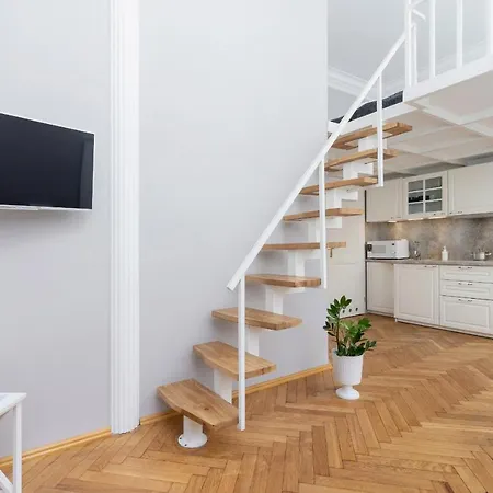 Apartament Z Antresola Na Kazimierzu By Renters
