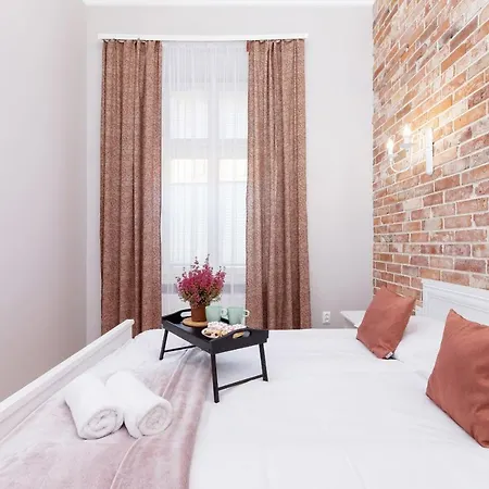 Apartament z Antresolą na Kazimierzu by Renters Apartment